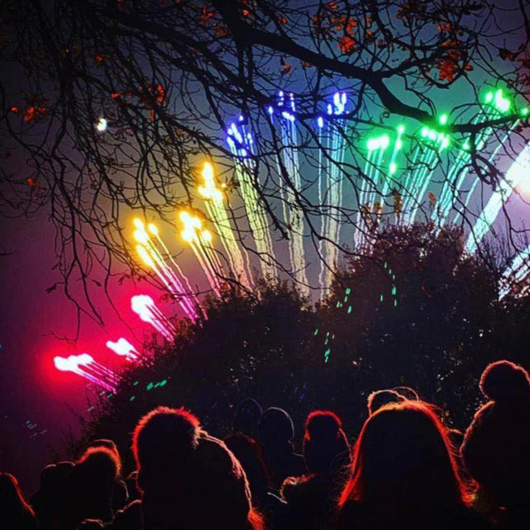 Low Noise Pyromusical Wedding Fireworks Low Noise Pyromusical Wedding Fireworks